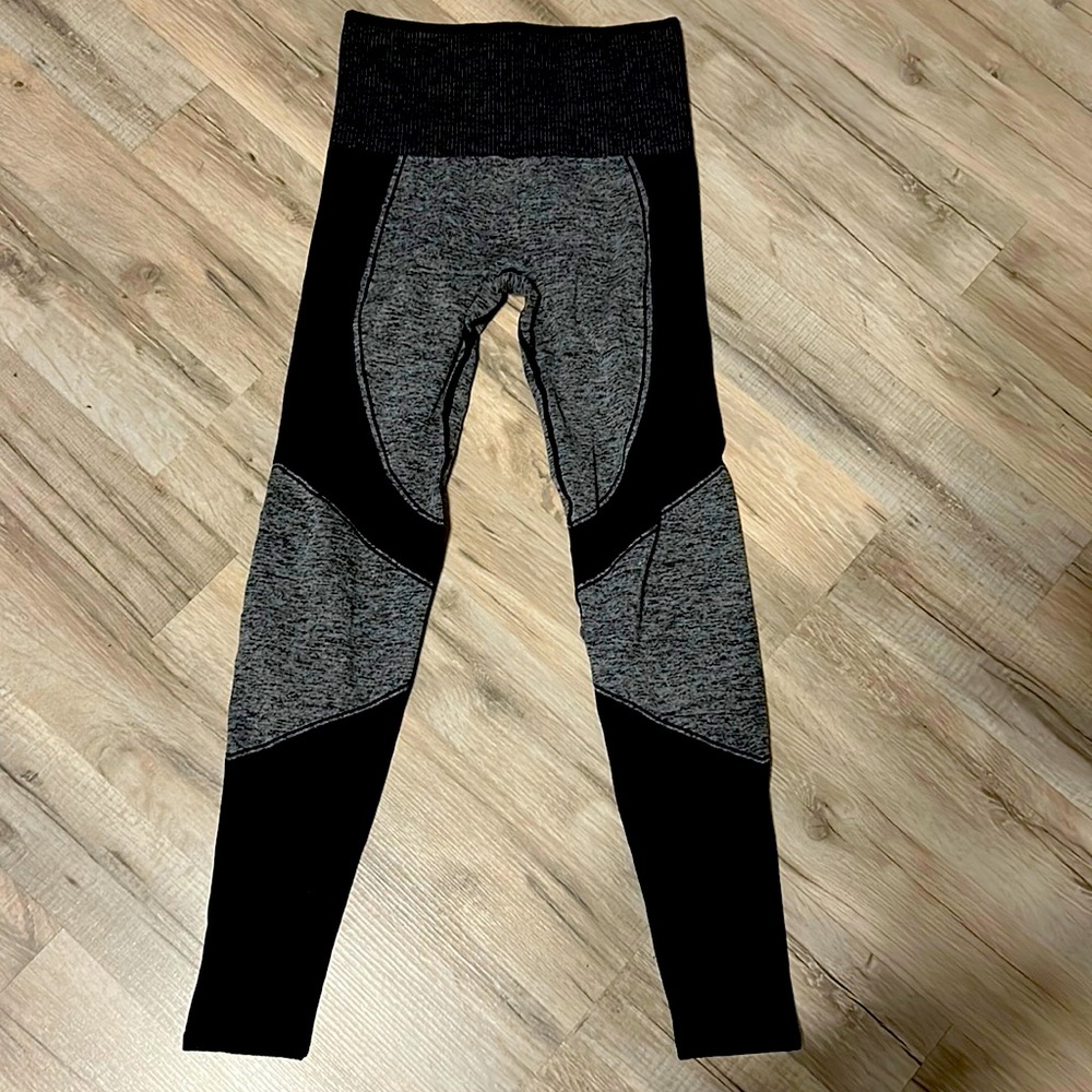 Thirdlove compression leggings